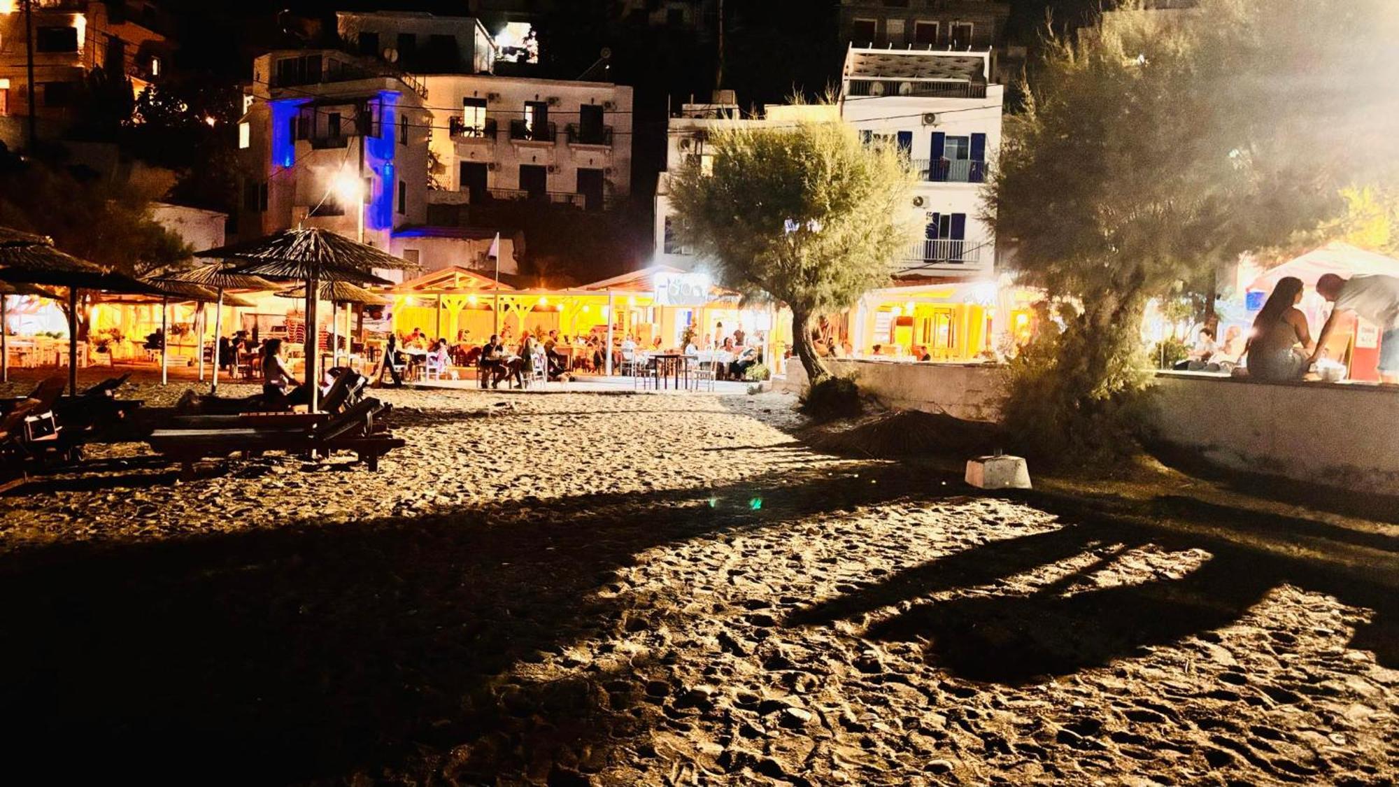 Nefeli Hotel Ágios Kírykos Dış mekan fotoğraf