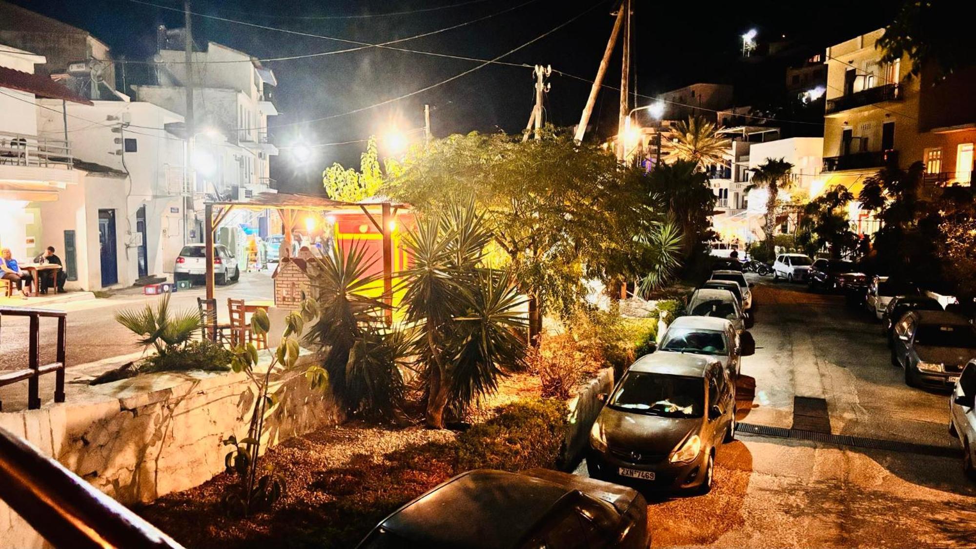 Nefeli Hotel Ágios Kírykos Dış mekan fotoğraf