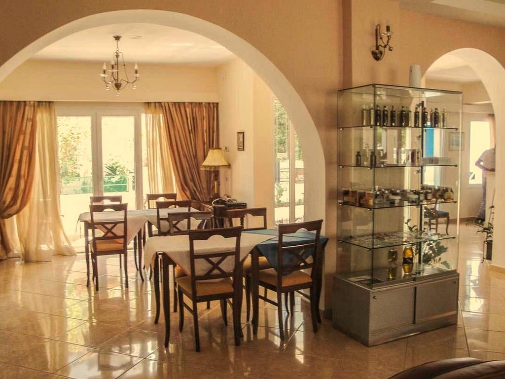 Nefeli Hotel Ágios Kírykos Dış mekan fotoğraf