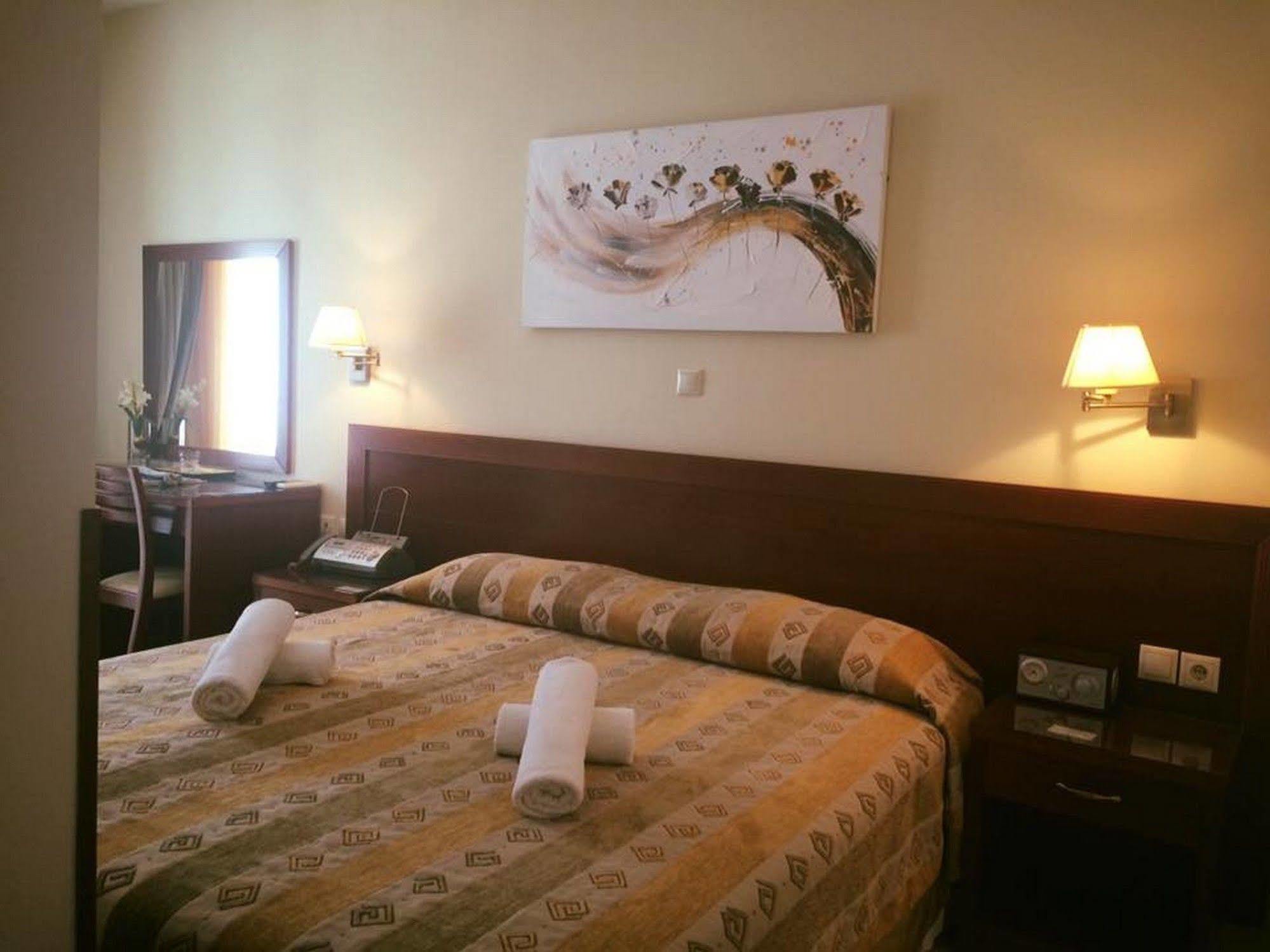 Nefeli Hotel Ágios Kírykos Dış mekan fotoğraf